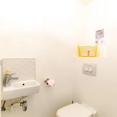 Apartment Reflet Du Veyrier 4 Etoiles - Proche & Vieille Ville, Garage Prive, Secteur Recherche *